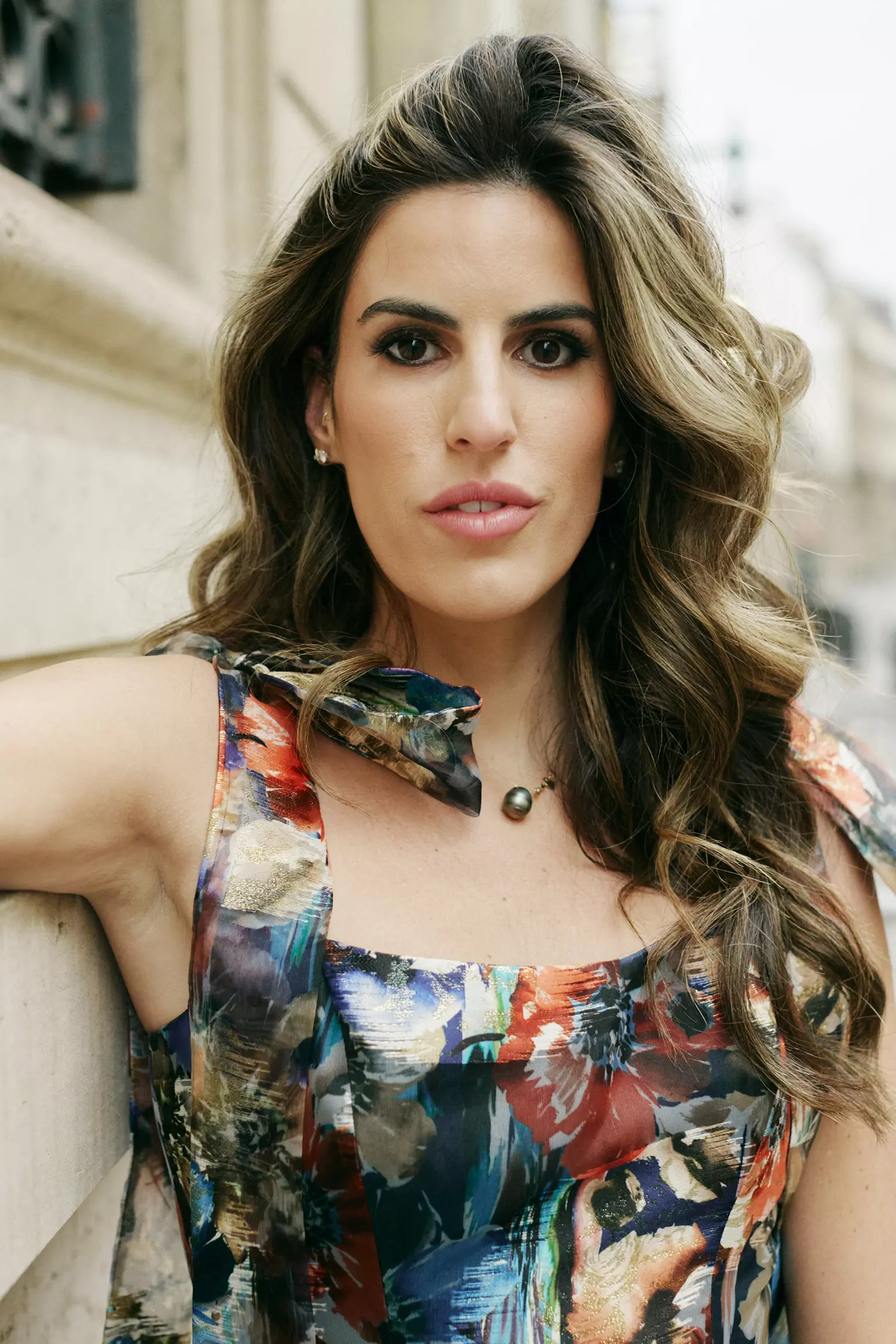 Close up of Alexis highlighting flawless complexion and soft glam makeup by Mandy Dorian